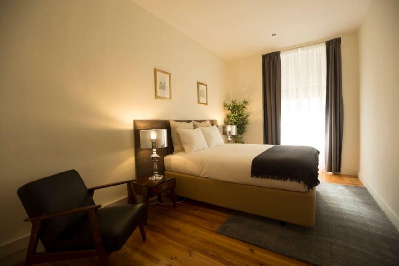 Ola Lisbon - Chiado IV Apartment Luaran gambar